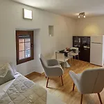 Sant Josep Loft Жирона